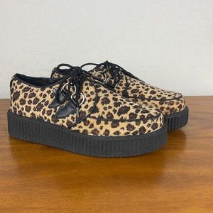 Fuzzy leopard T.U.K. Creepers